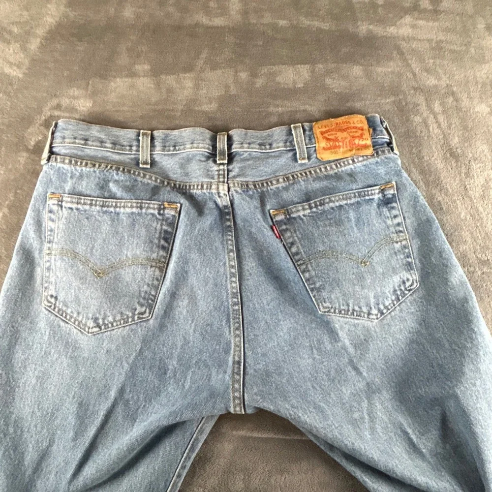 Levis 501 Straight Fit Jeans Mens 38x36 Light Wash Blue Denim Button Fly Classic